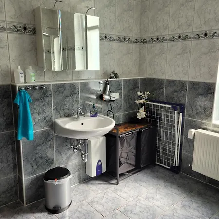 Eulennest,parkplatz,waeschepaket,reinigung Inklusive Apartamento *