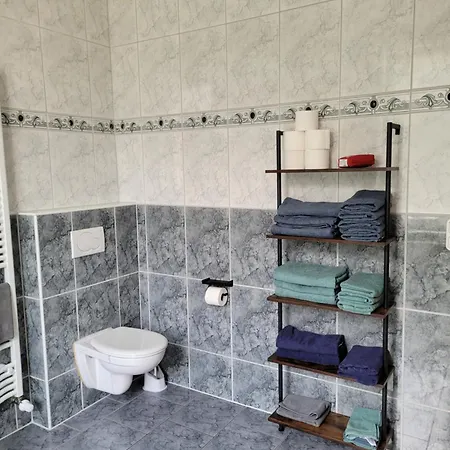 Apartamento Eulennest,parkplatz,waeschepaket,reinigung Inklusive *